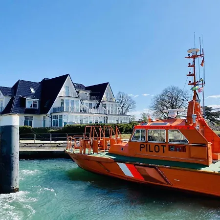 Lotsenhaus, Atelier Meerblick * Rostock