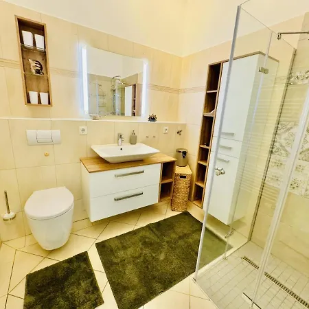 Appartement Lotsenhaus, Atelier Meerblick Rostock